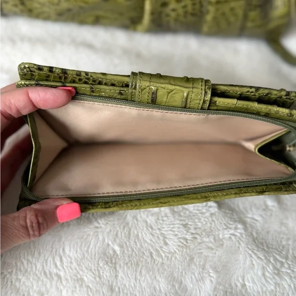 Brahmin Veronica Trifold Wallet - Picture 3 of 4
